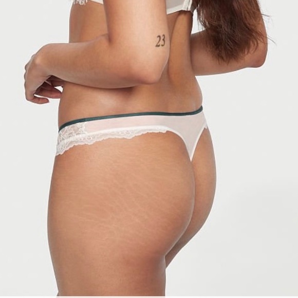 Dream angels thong panty - Picture 2 of 5